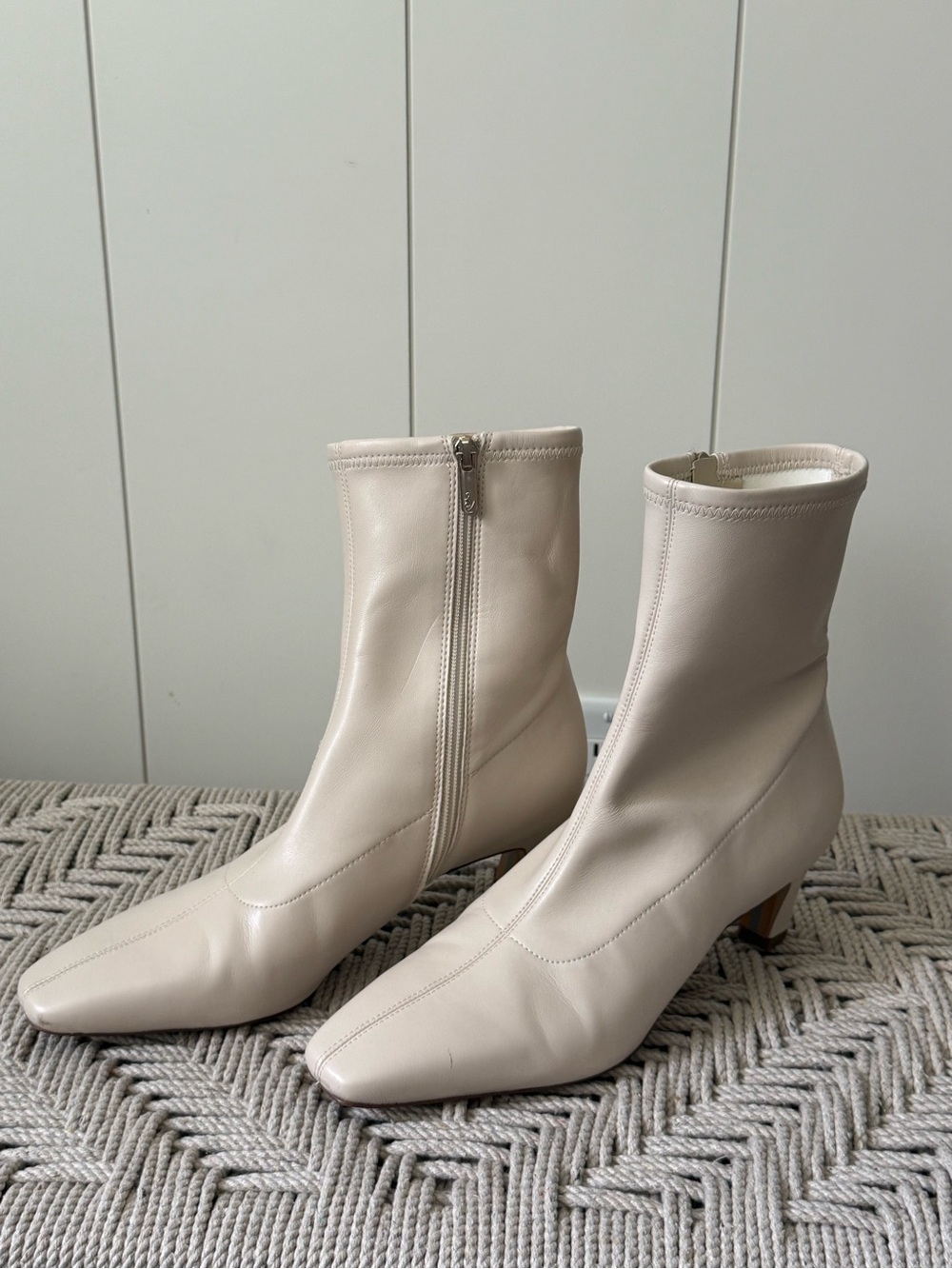 Sam Edelman Women's Cream Stretch Leather Ankle Heels